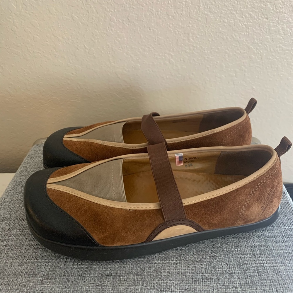 Earth Intrigue Moss Stretch Slip On Kalso